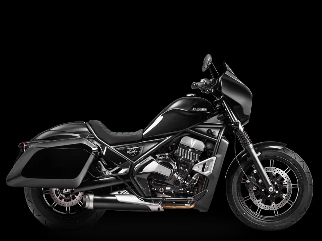 Moto Morini CALIBRO 700 BAGGER 693cc bicylindre — custom-bagger — photo 1